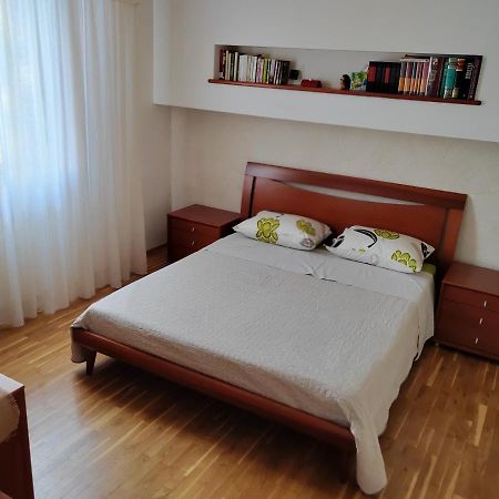 App Mirjana Apartment Новиград Екстериор снимка