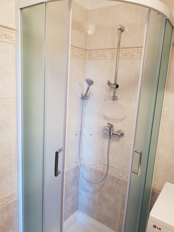 App Mirjana Apartment Новиград Екстериор снимка